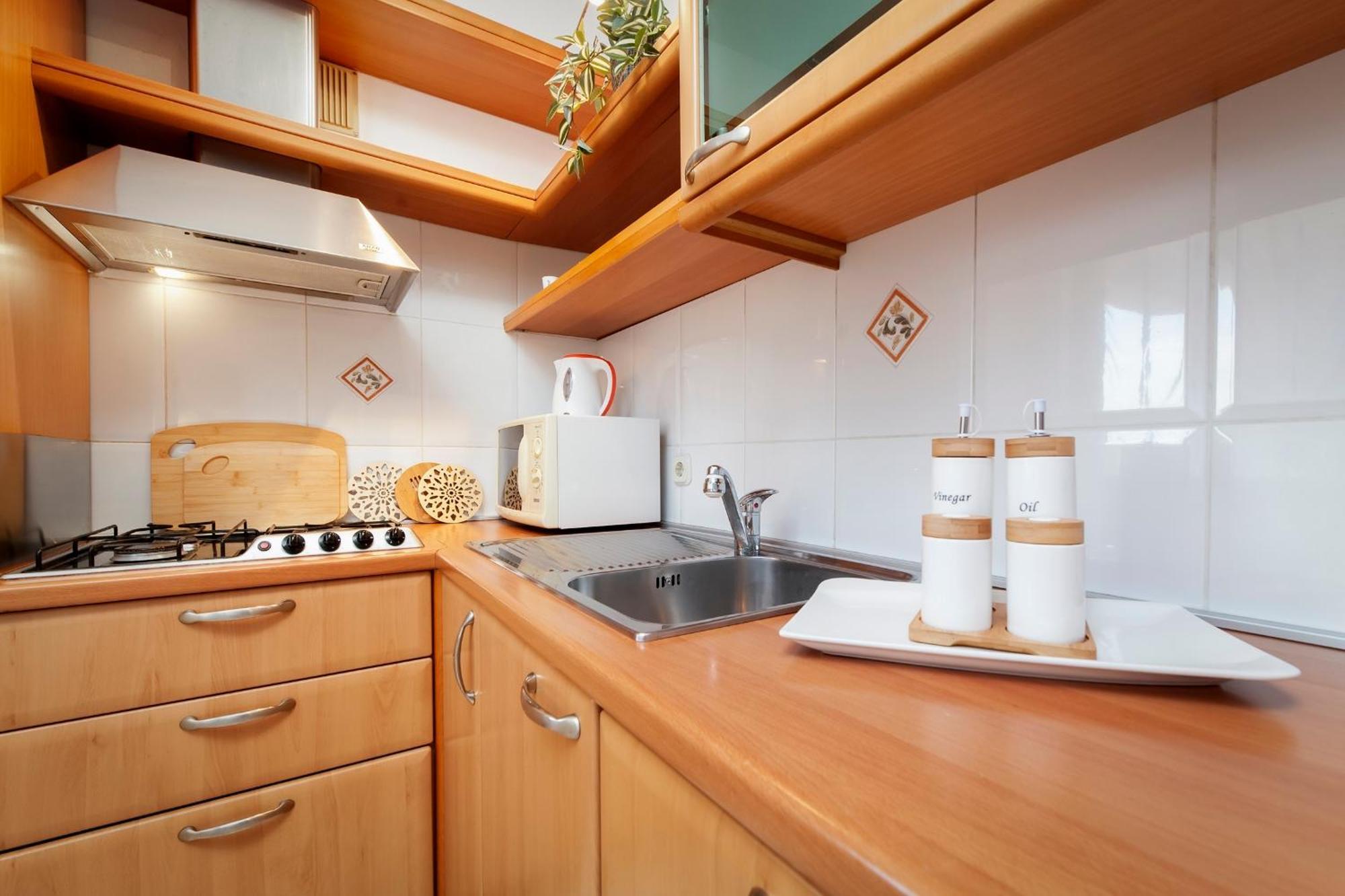 Villa Mareonda - Apartments Sussurro Ровінь Екстер'єр фото